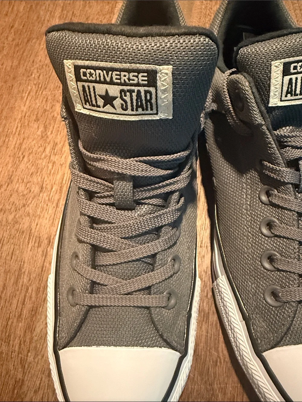 CONVERSE Low Top - 9 - Picture 10 of 12
